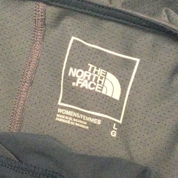 Two tone The North Face long sleeve shirt. - Picture 4 of 5